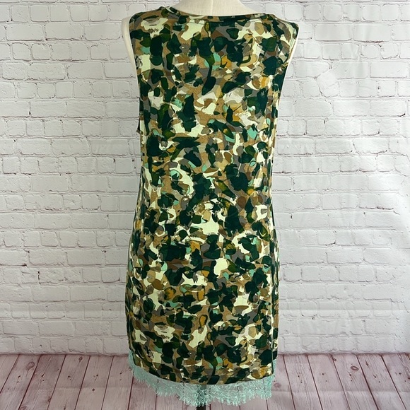 LOGO by Lori Goldstein Printed Lace Trim Tank Top Size 1X - Picture 3 of 9